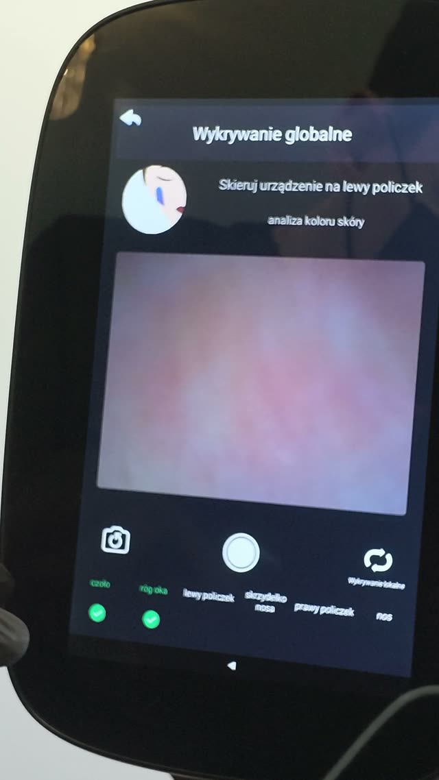 Ekran urządzenia diagnostycznego w gabinecie